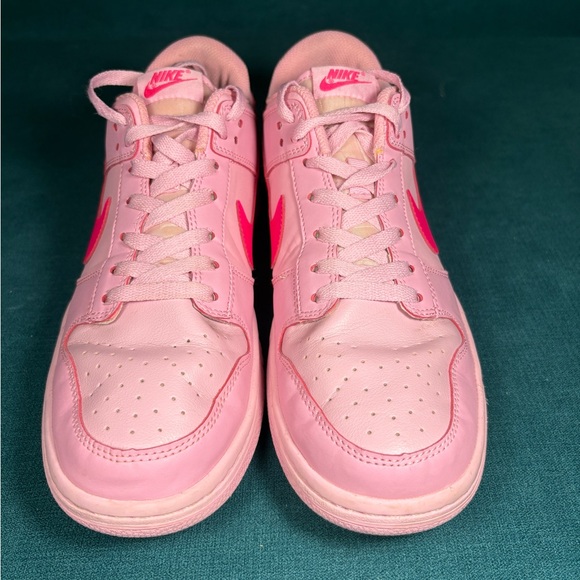 Nike Dunk Low Pink Leather Men’s Size 11 Hot Pink Swoosh DH9756-600 - Picture 4 of 8